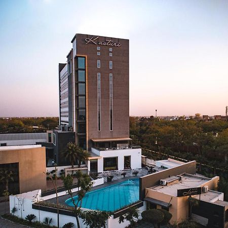 Hotel Kasturi Orchid Pāl Exteriör bild